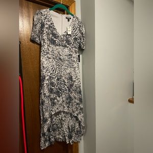 New with tags Express women’s petite dress high/low style